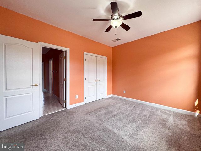 22827 OAKGROVE RD, Sterling, VA 20166