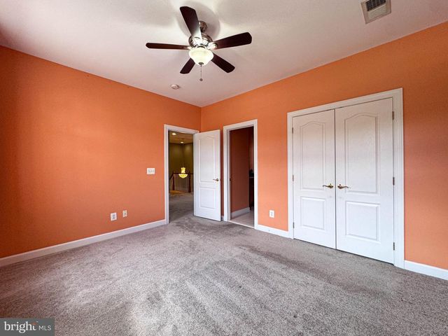 22827 OAKGROVE RD, Sterling, VA 20166