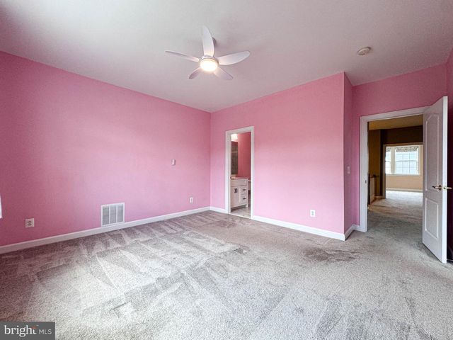 22827 OAKGROVE RD, Sterling, VA 20166