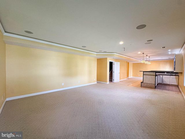 22827 OAKGROVE RD, Sterling, VA 20166