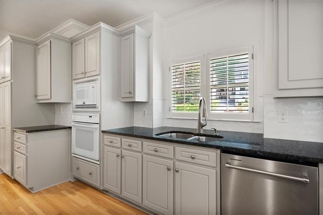2190 Stephen Long Drive NE, Atlanta, GA 30305