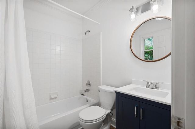2190 Stephen Long Drive NE, Atlanta, GA 30305