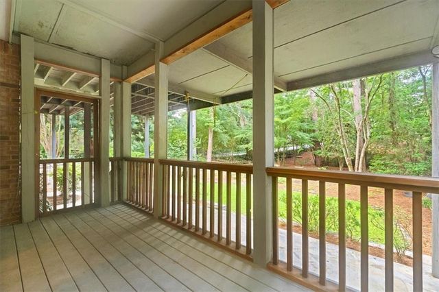 2190 Stephen Long Drive NE, Atlanta, GA 30305