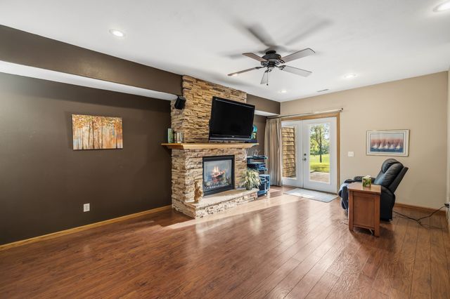 550 Legacy Court 49, Norwalk, IA 50211