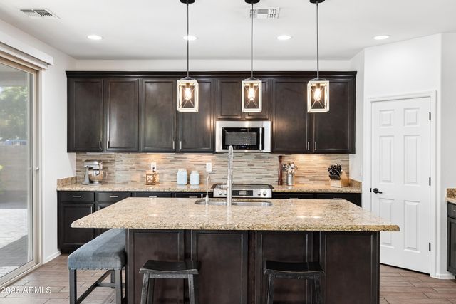 3105 E ROLAND Street, Mesa, AZ 85213