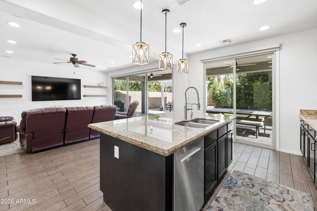3105 E ROLAND Street, Mesa, AZ 85213
