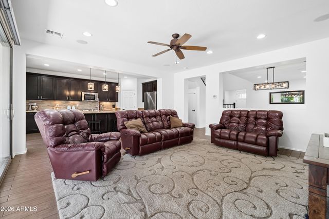 3105 E ROLAND Street, Mesa, AZ 85213