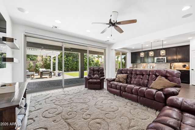 3105 E ROLAND Street, Mesa, AZ 85213