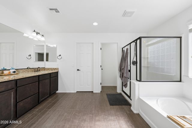 3105 E ROLAND Street, Mesa, AZ 85213