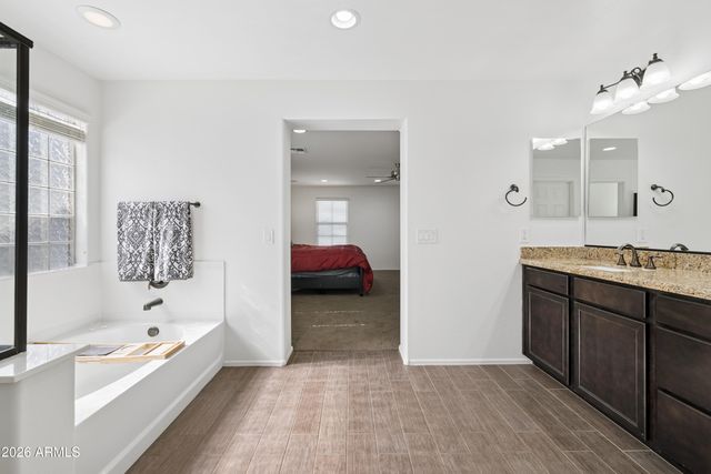 3105 E ROLAND Street, Mesa, AZ 85213
