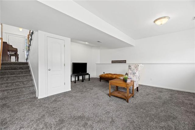 10908 N Donnelly Court, Kansas City, MO 64157