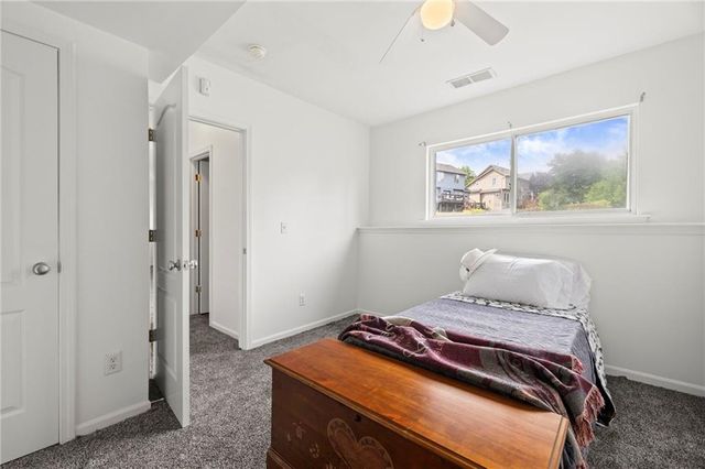 10908 N Donnelly Court, Kansas City, MO 64157