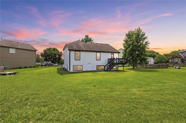 10908 N Donnelly Court, Kansas City, MO 64157