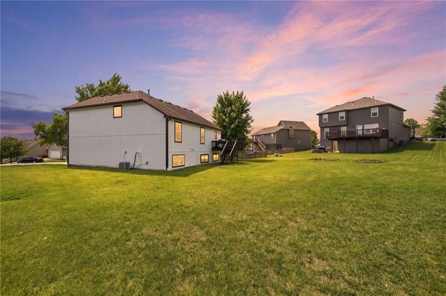10908 N Donnelly Court, Kansas City, MO 64157