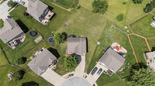 10908 N Donnelly Court, Kansas City, MO 64157