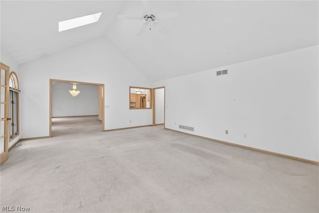 6284 S Applecross Road, Highland Heights, OH 44143