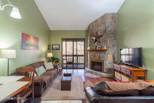 1435 Wiley Oakley Drive 176, Gatlinburg, TN 37738