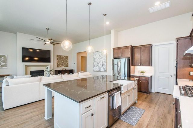 5019 Golden Peach Road, Manvel, TX 77578