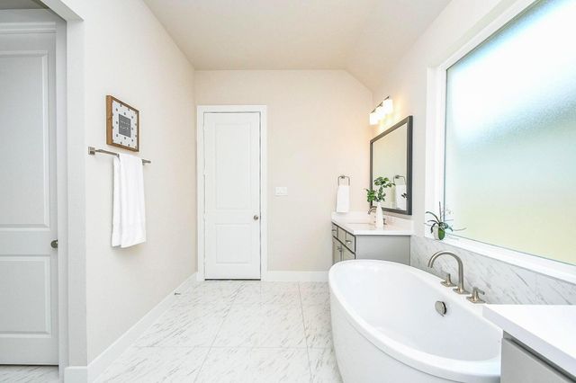 5019 Golden Peach Road, Manvel, TX 77578