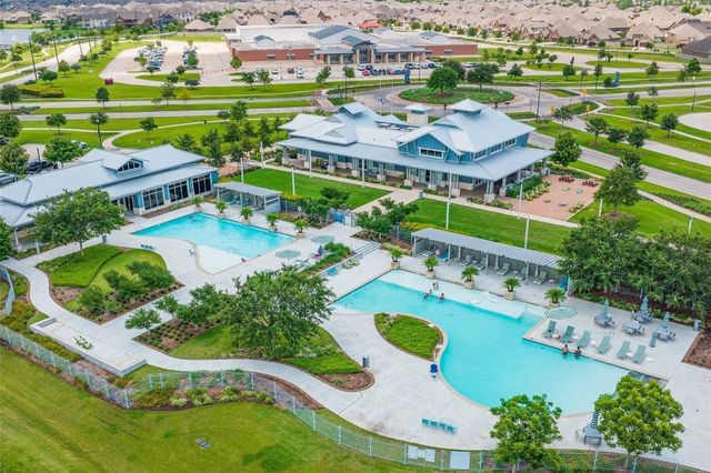 5019 Golden Peach Road, Manvel, TX 77578