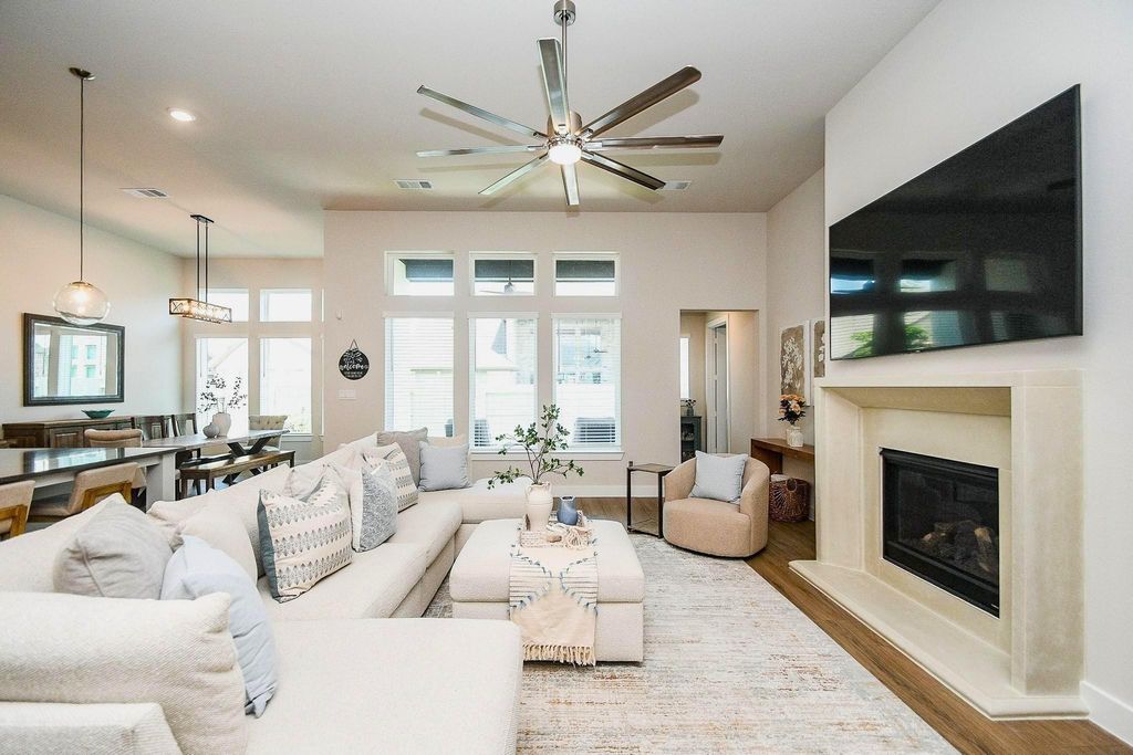 5019 Golden Peach Road, Manvel, TX 77578
