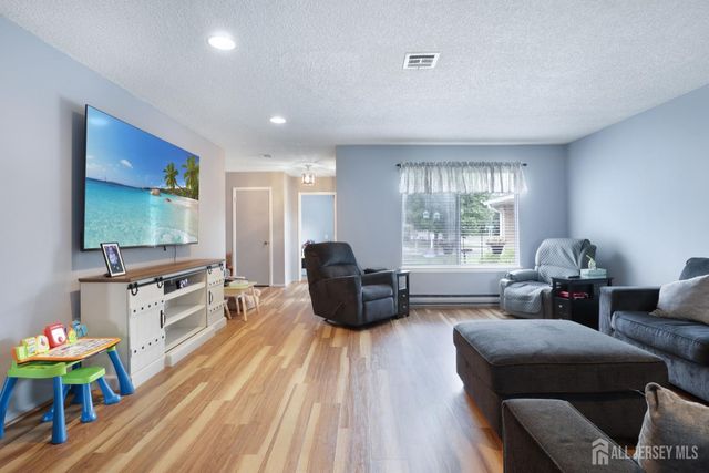 737-B Prospect Road, Monroe, NJ 08831