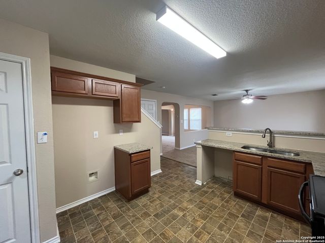 2703 Skybound, San Antonio, TX 78245