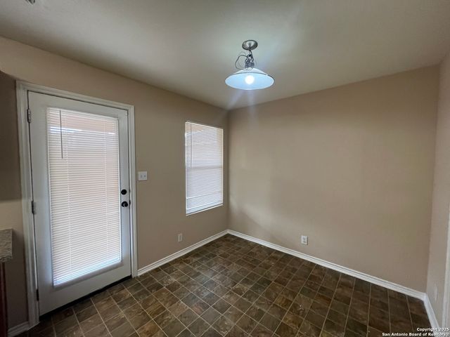 2703 Skybound, San Antonio, TX 78245