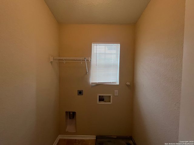 2703 Skybound, San Antonio, TX 78245