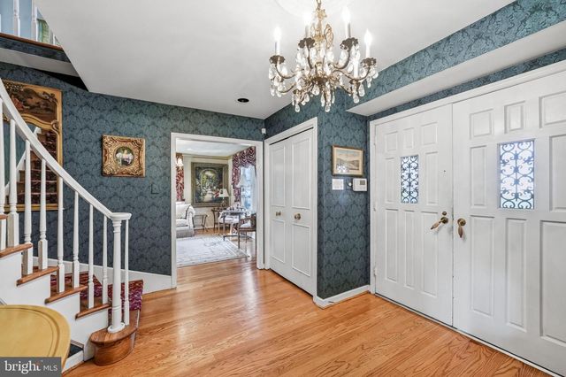 1803 COUNTRY CLUB DR, Cherry Hill, NJ 08003