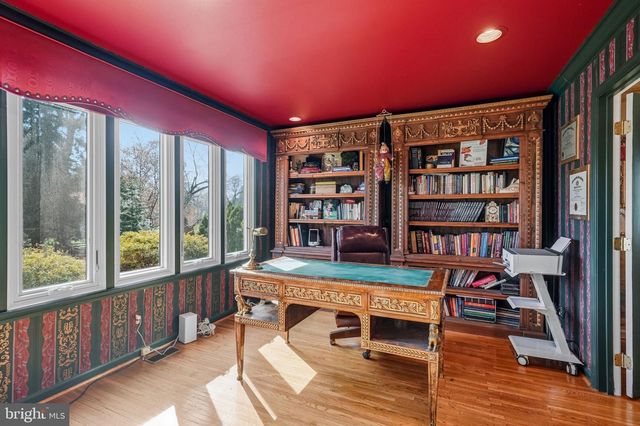1803 COUNTRY CLUB DR, Cherry Hill, NJ 08003
