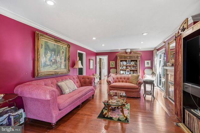 1803 COUNTRY CLUB DR, Cherry Hill, NJ 08003