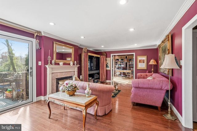 1803 COUNTRY CLUB DR, Cherry Hill, NJ 08003