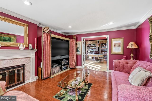 1803 COUNTRY CLUB DR, Cherry Hill, NJ 08003