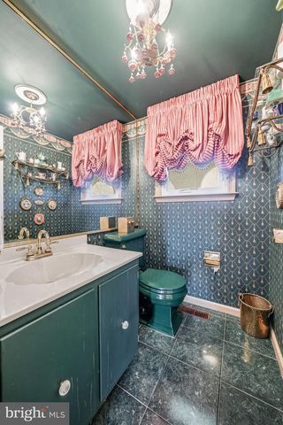1803 COUNTRY CLUB DR, Cherry Hill, NJ 08003