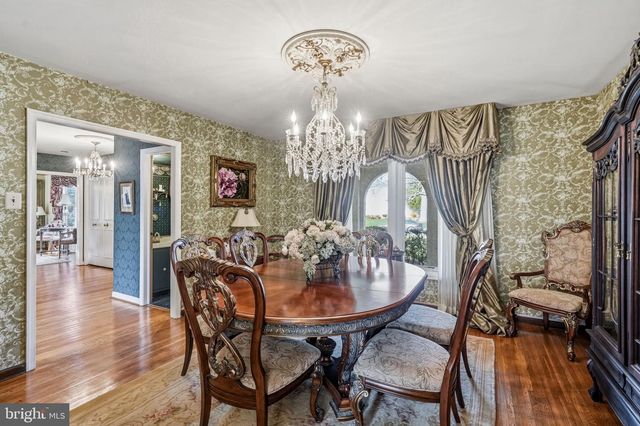 1803 COUNTRY CLUB DR, Cherry Hill, NJ 08003