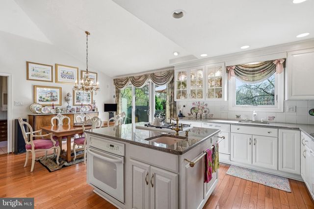 1803 COUNTRY CLUB DR, Cherry Hill, NJ 08003