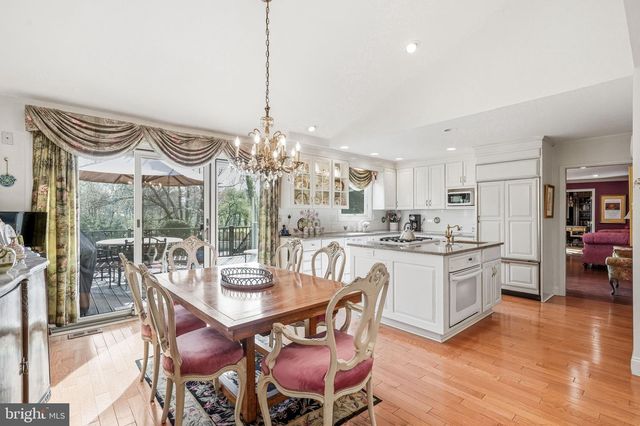 1803 COUNTRY CLUB DR, Cherry Hill, NJ 08003