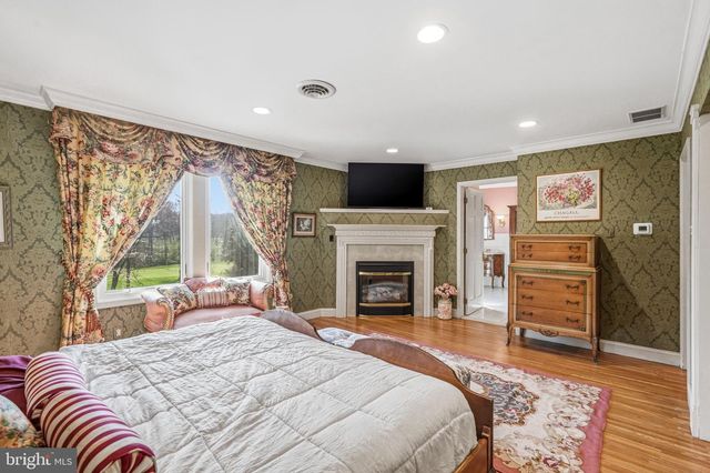 1803 COUNTRY CLUB DR, Cherry Hill, NJ 08003