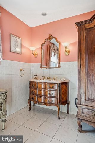 1803 COUNTRY CLUB DR, Cherry Hill, NJ 08003