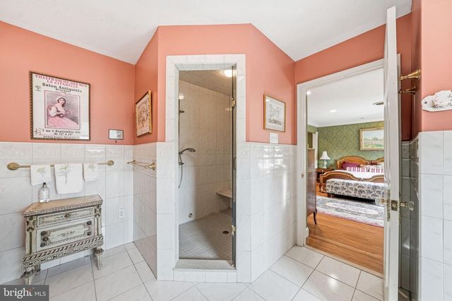 1803 COUNTRY CLUB DR, Cherry Hill, NJ 08003