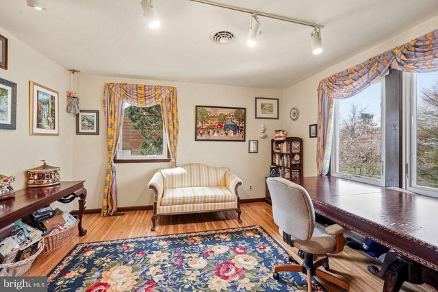 1803 COUNTRY CLUB DR, Cherry Hill, NJ 08003