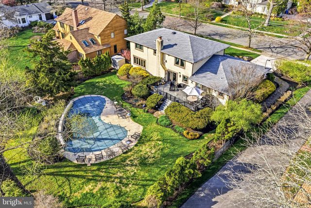 1803 COUNTRY CLUB DR, Cherry Hill, NJ 08003