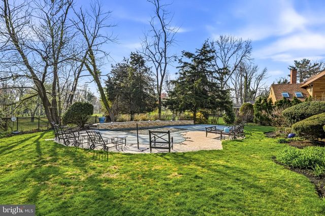 1803 COUNTRY CLUB DR, Cherry Hill, NJ 08003