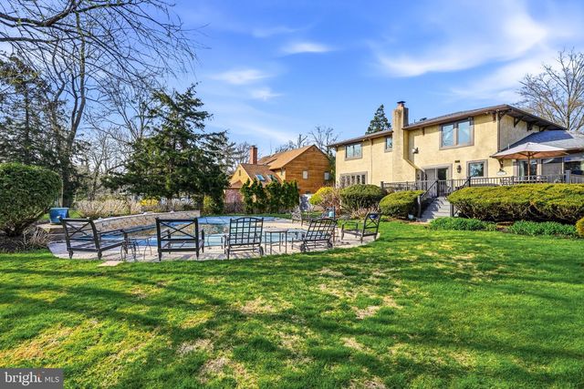 1803 COUNTRY CLUB DR, Cherry Hill, NJ 08003