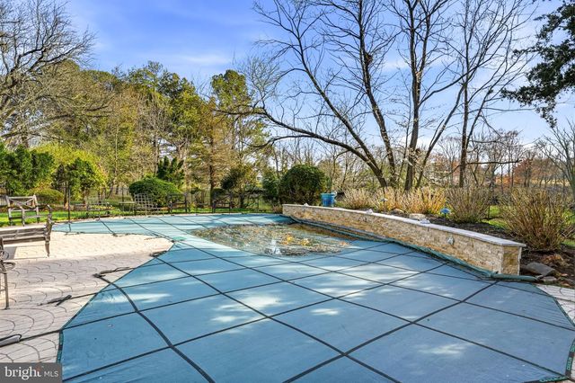 1803 COUNTRY CLUB DR, Cherry Hill, NJ 08003