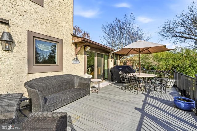 1803 COUNTRY CLUB DR, Cherry Hill, NJ 08003