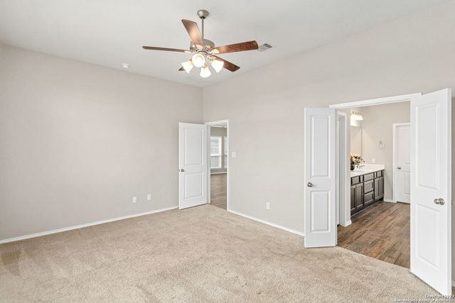 2020 GLEN HOLLOW, Seguin, TX 78155