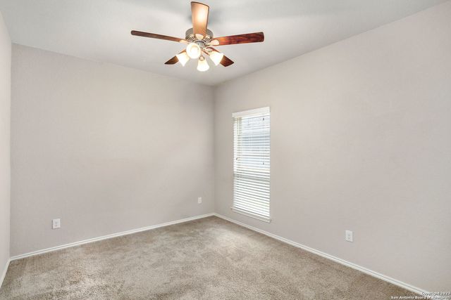 2020 GLEN HOLLOW, Seguin, TX 78155