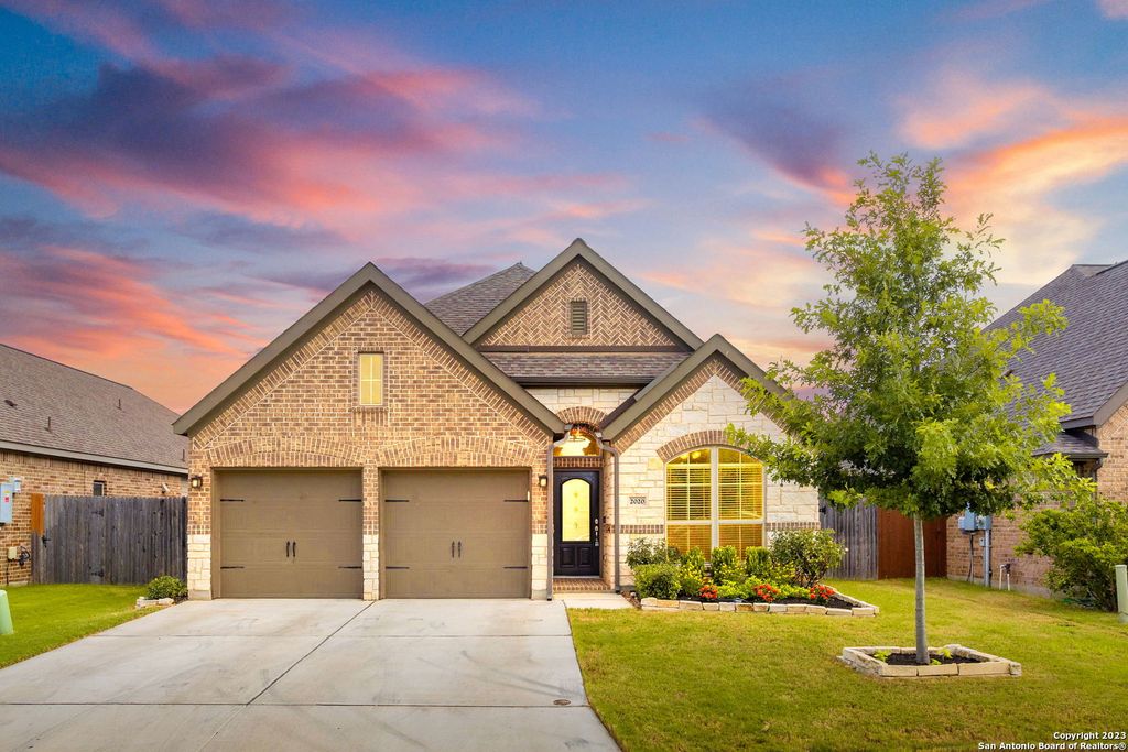 2020 GLEN HOLLOW, Seguin, TX 78155
